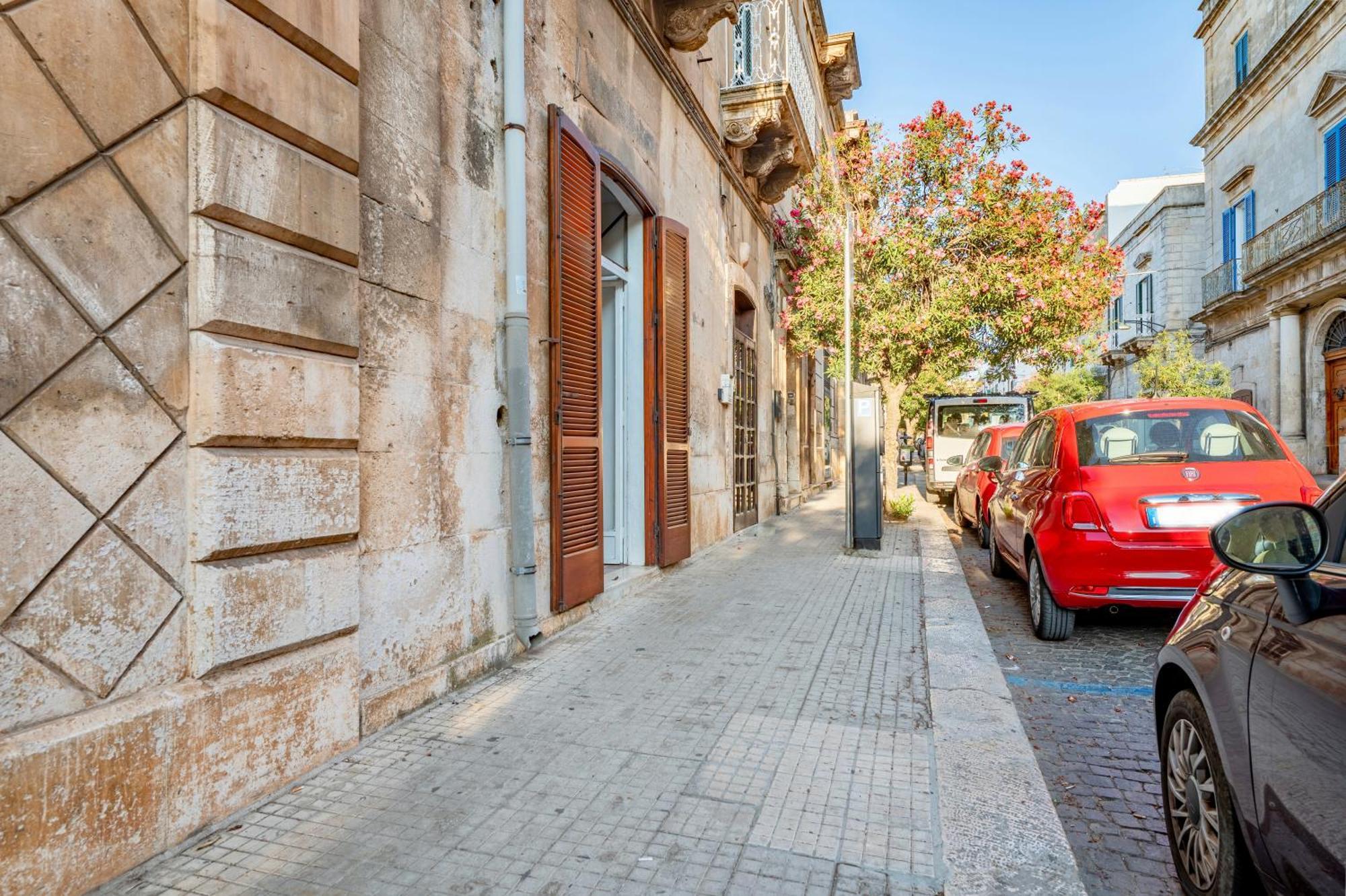 Γενος - Ghenos Apartment Ostuni Bagian luar foto